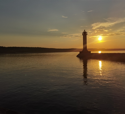 маяк на ладоге в Моторном